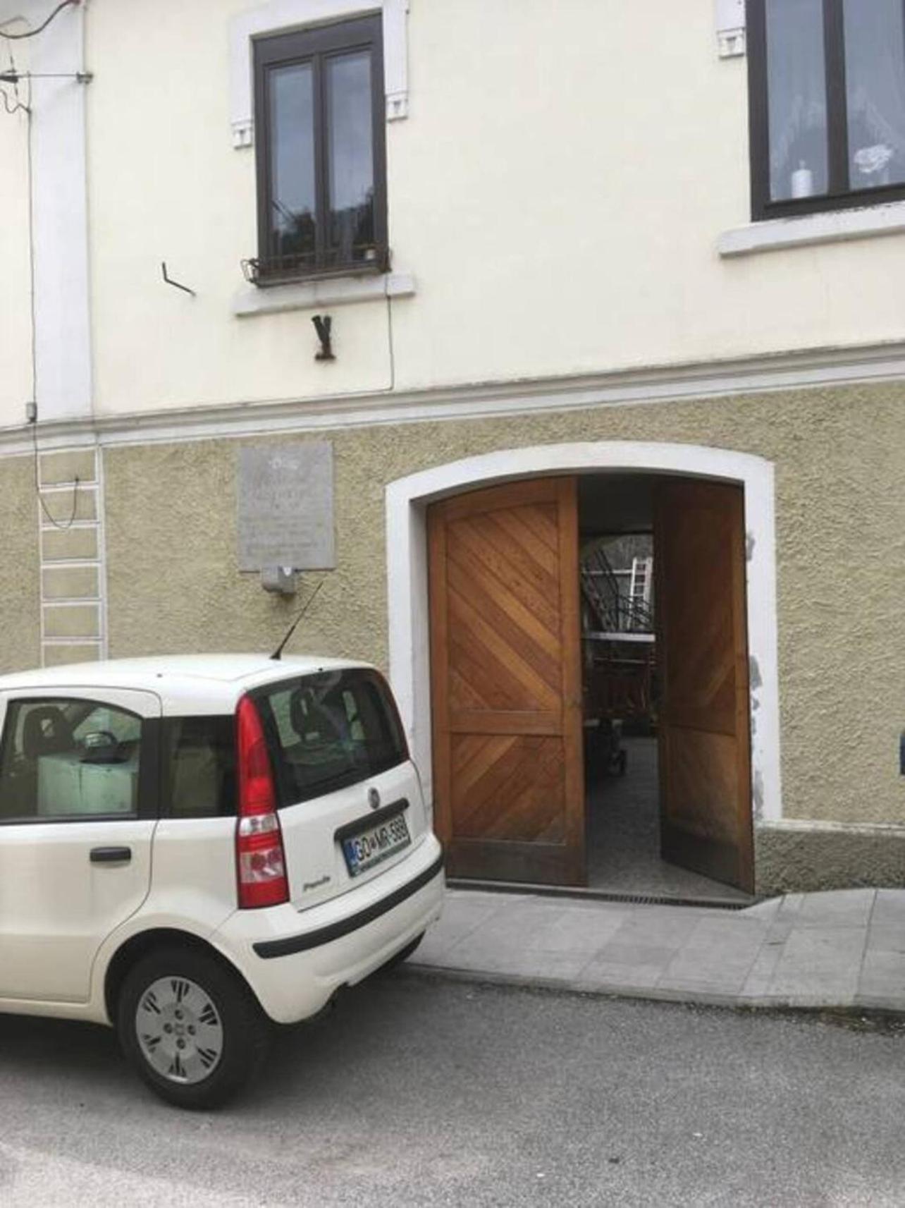 Tolmin Center Apartments Townhouse & Loft Eksteriør bilde